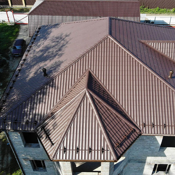 Монтаж сложной крыши и кровли в Ивантеевке и Московской области